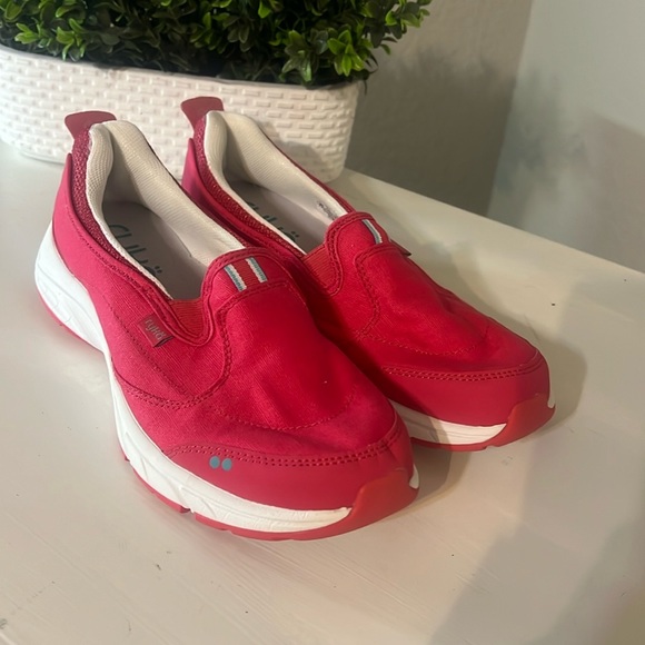 RYKA Slip on 7.5 - Picture 2 of 10